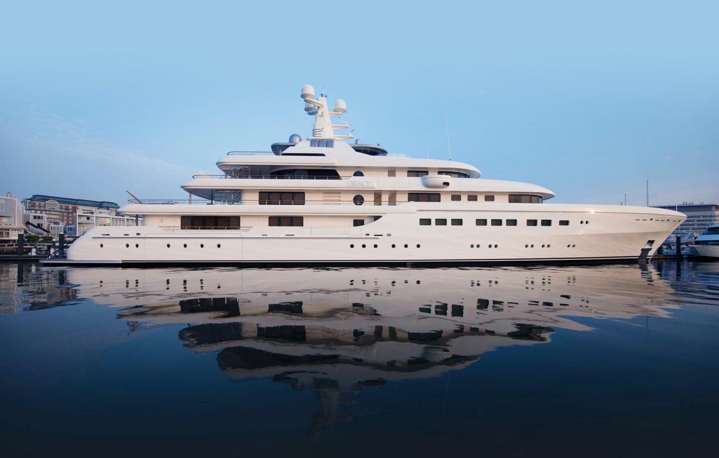 Yatch